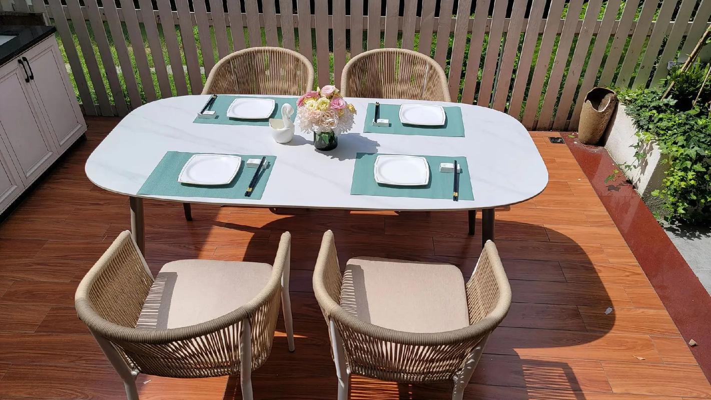 藤椅露臺防水巖板大理石餐桌椅廠家接定制 .產(chǎn)品材質(zhì)介紹: 椅